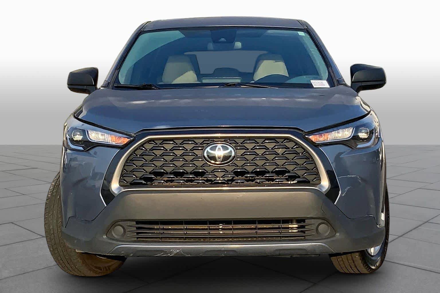 Used 2022 Toyota Corolla Cross L FWD image 4