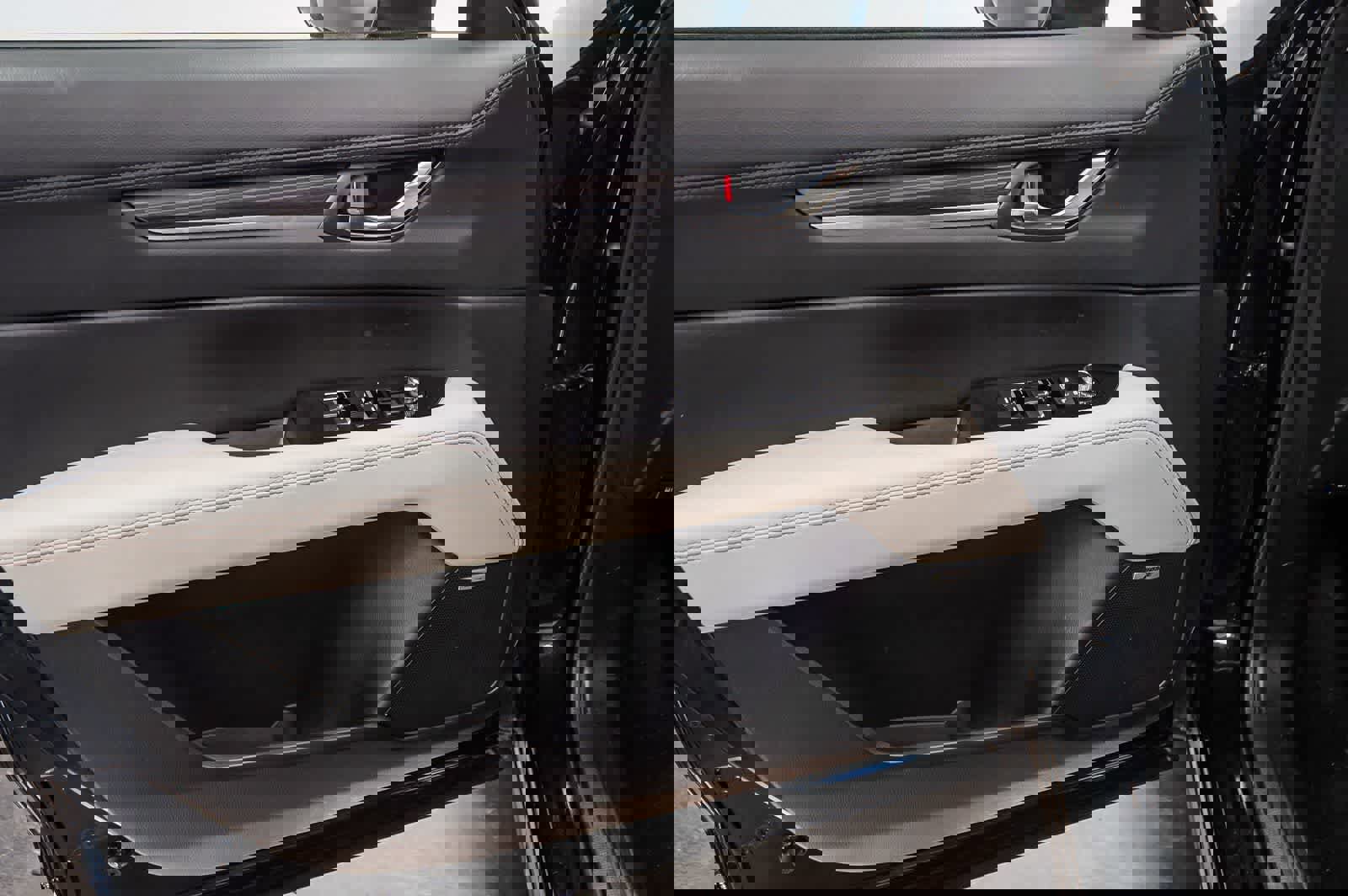 Used 2023 MAZDA CX-5 AWD 2.5 S w/ Premium Package image 22