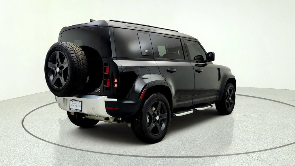 Used 2020 Land Rover Defender 110 SE AWD/4WD image 5