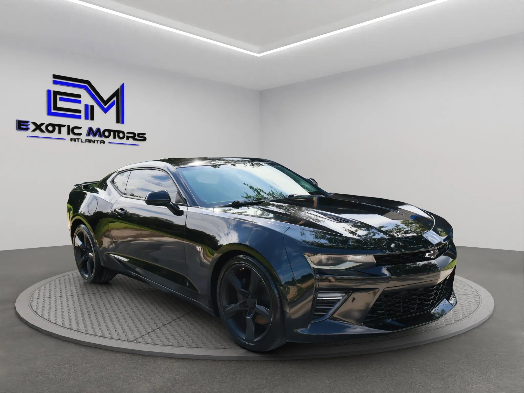 Used 2016 Chevrolet Camaro SS image 5