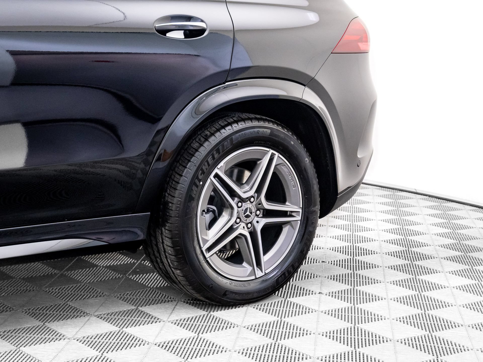 New 2026 Mercedes-Benz GLE 450 4MATIC image 36