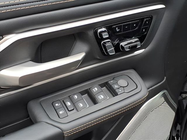 New 2026 RAM 1500 Tungsten w/ Trailer Tow Group image 16