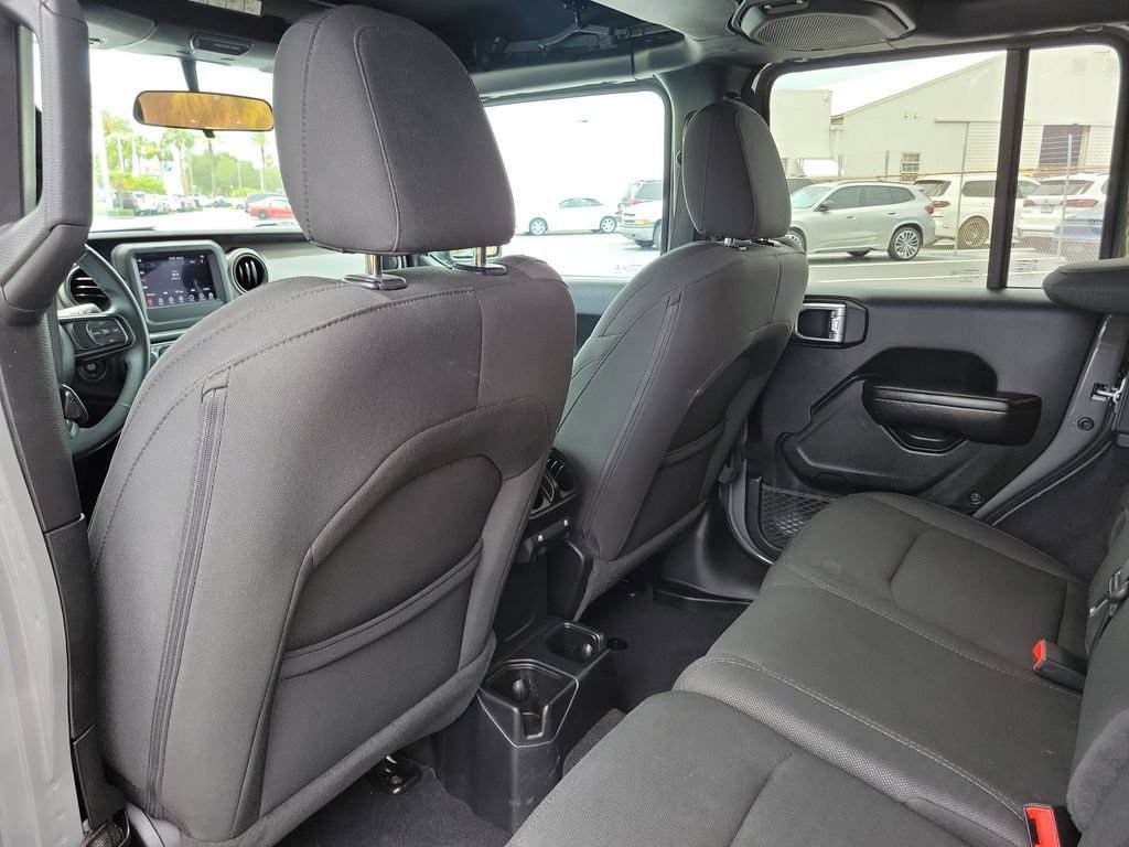 Used 2020 Jeep Wrangler Unlimited Sport S AWD/4WD image 11