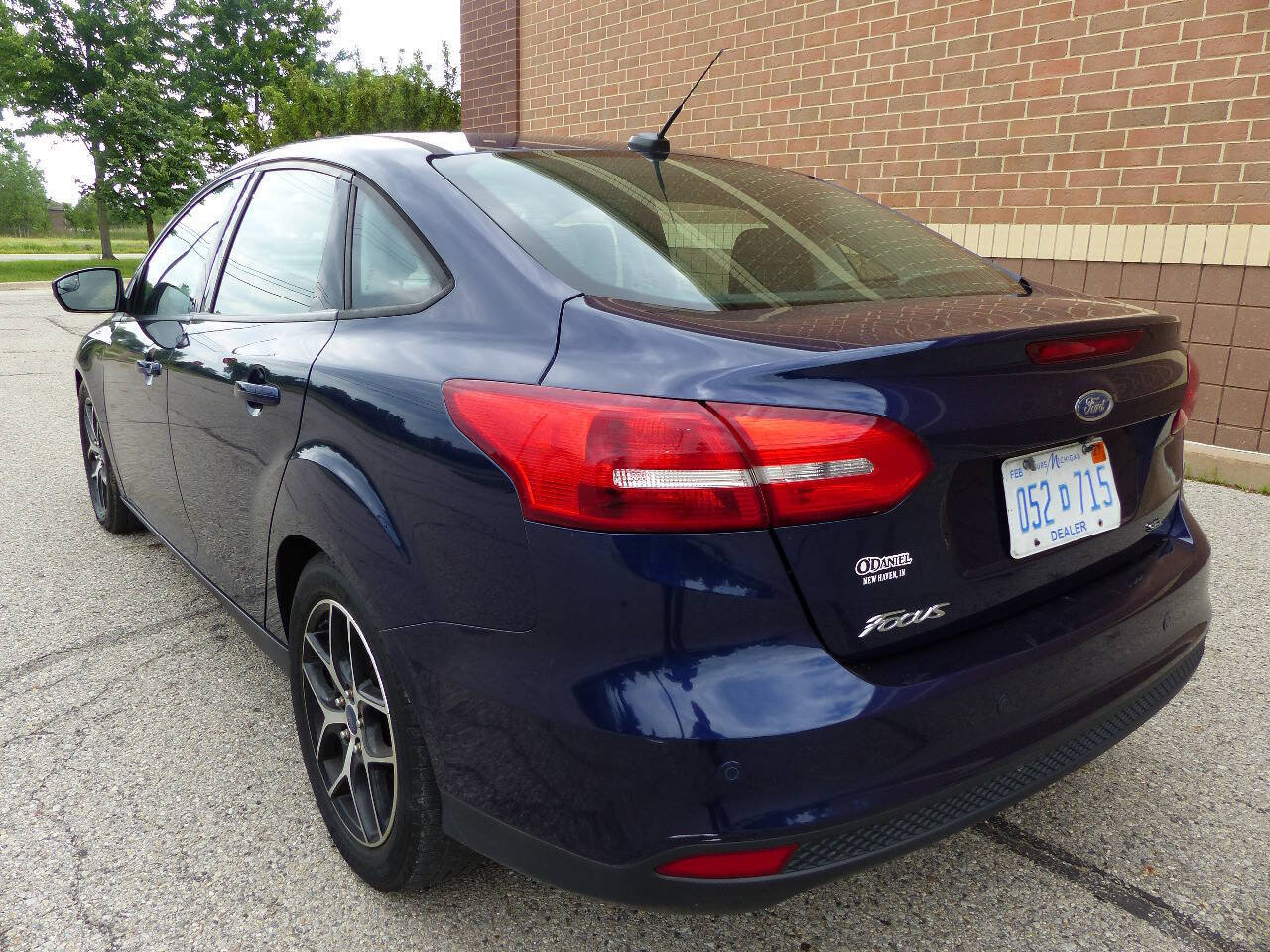Used 2017 Ford Focus SEL FWD image 7