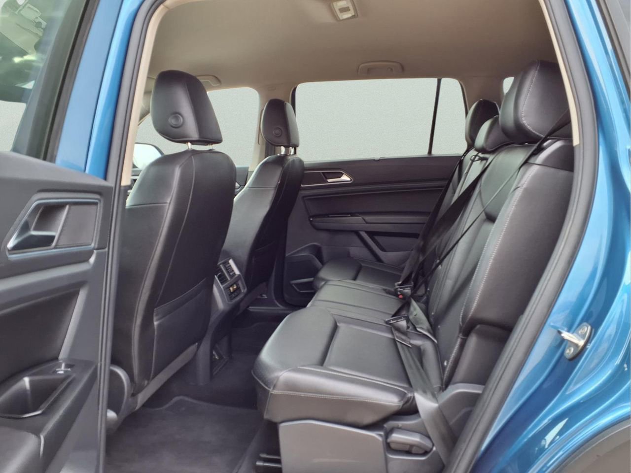 Used 2019 Volkswagen Atlas SE image 11