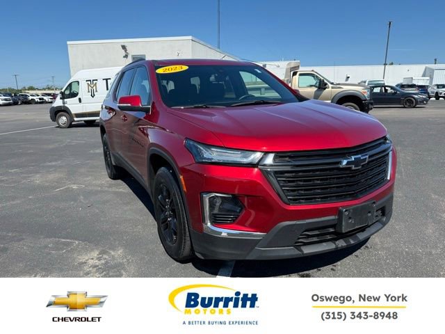 Used 2023 Chevrolet Traverse LT w/ Midnight/Sport Edition image 1
