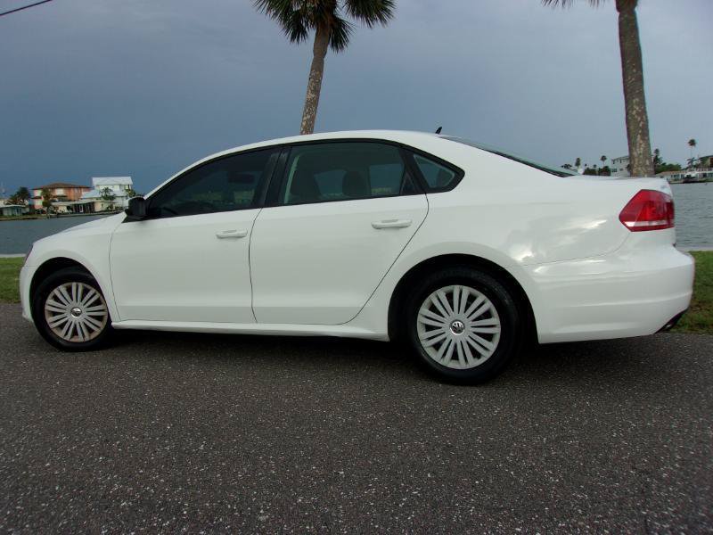 Used 2014 Volkswagen Passat 1.8T S FWD image 15