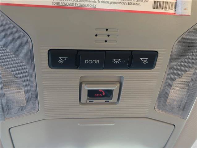Used 2022 Toyota RAV4 LE FWD image 21