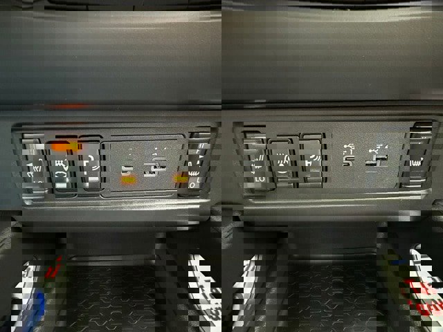 New 2026 Nissan Frontier SV w/ SV Convenience Package image 36