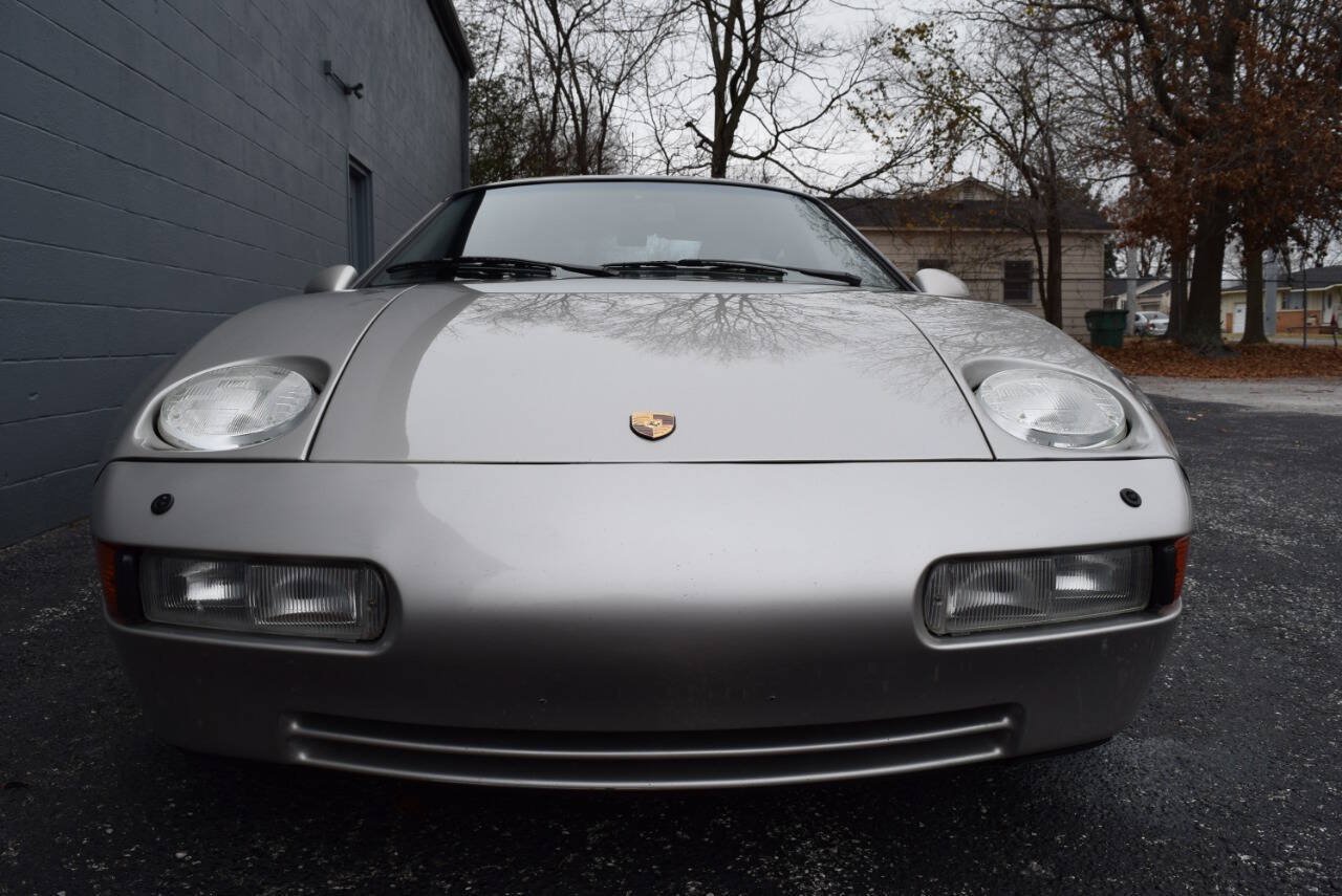 Used 1993 Porsche 928 GTS RWD image 11