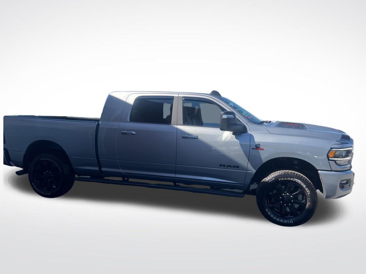 Used 2024 RAM 2500 Laramie w/ Night Edition image 7