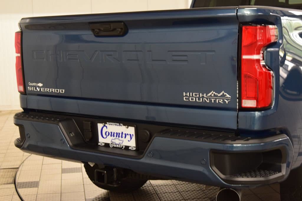 New 2026 Chevrolet Silverado 2500 High Country w/ High Country Premium Package AWD/4WD image 23