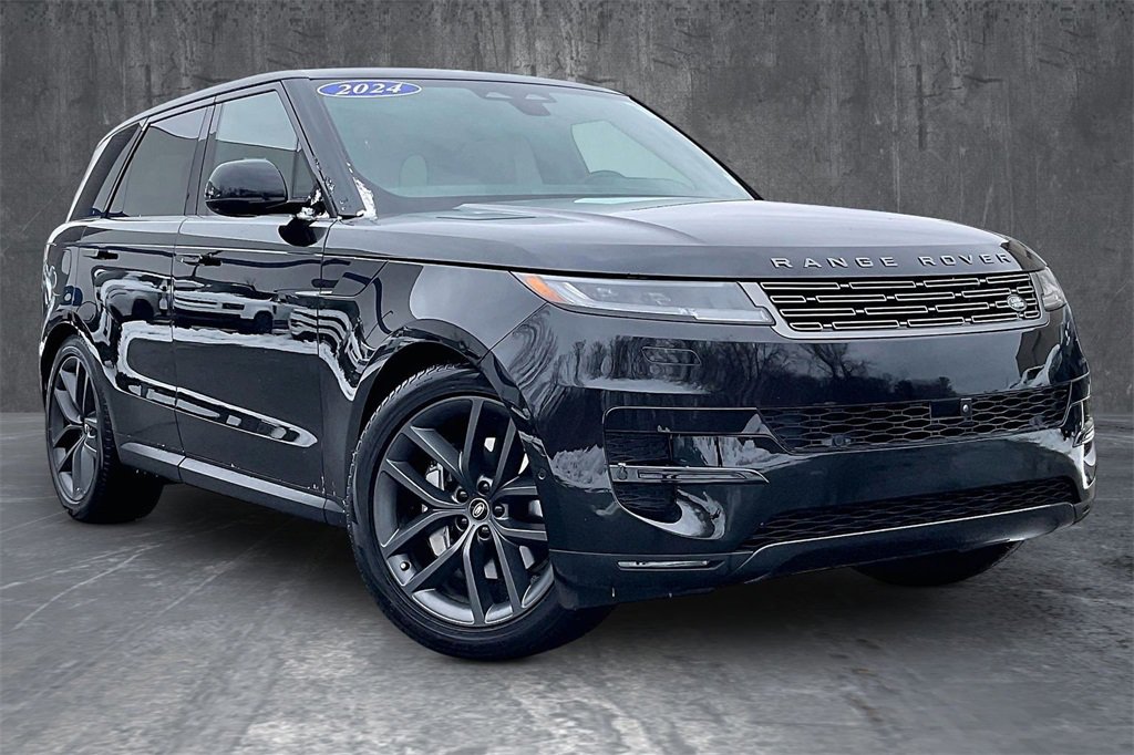 Used 2024 Land Rover Range Rover Sport SE image 3