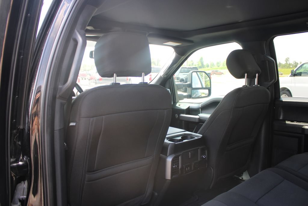 Used 2020 Ford F150 XLT w/ Equipment Group 302A Luxury AWD/4WD image 32