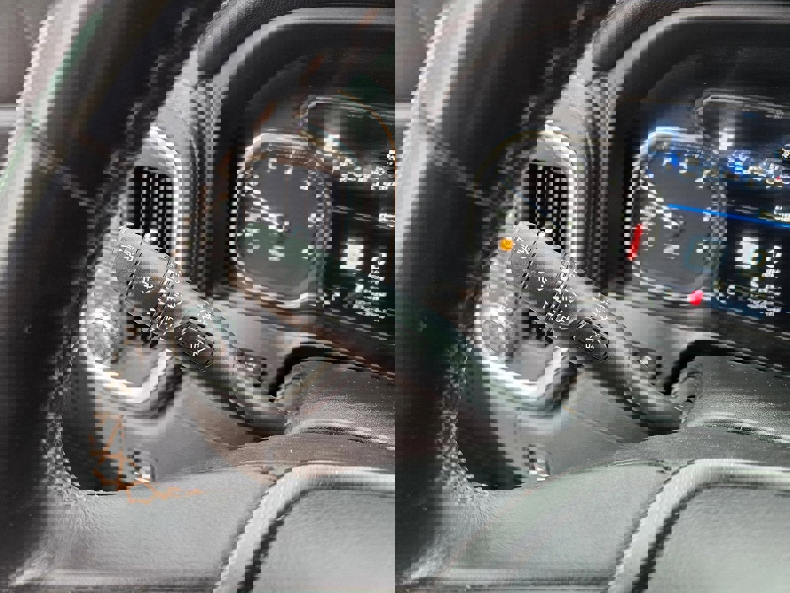 Used 2021 GMC Sierra 1500 AT4 w/ AT4 Premium Package image 51