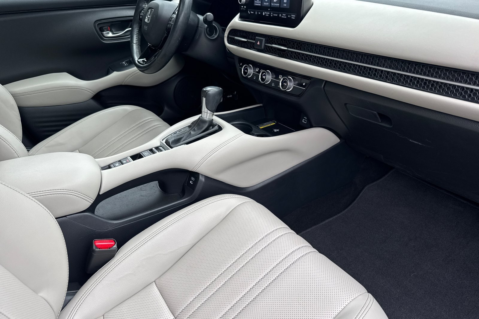 Used 2024 Honda HR-V EX-L image 13