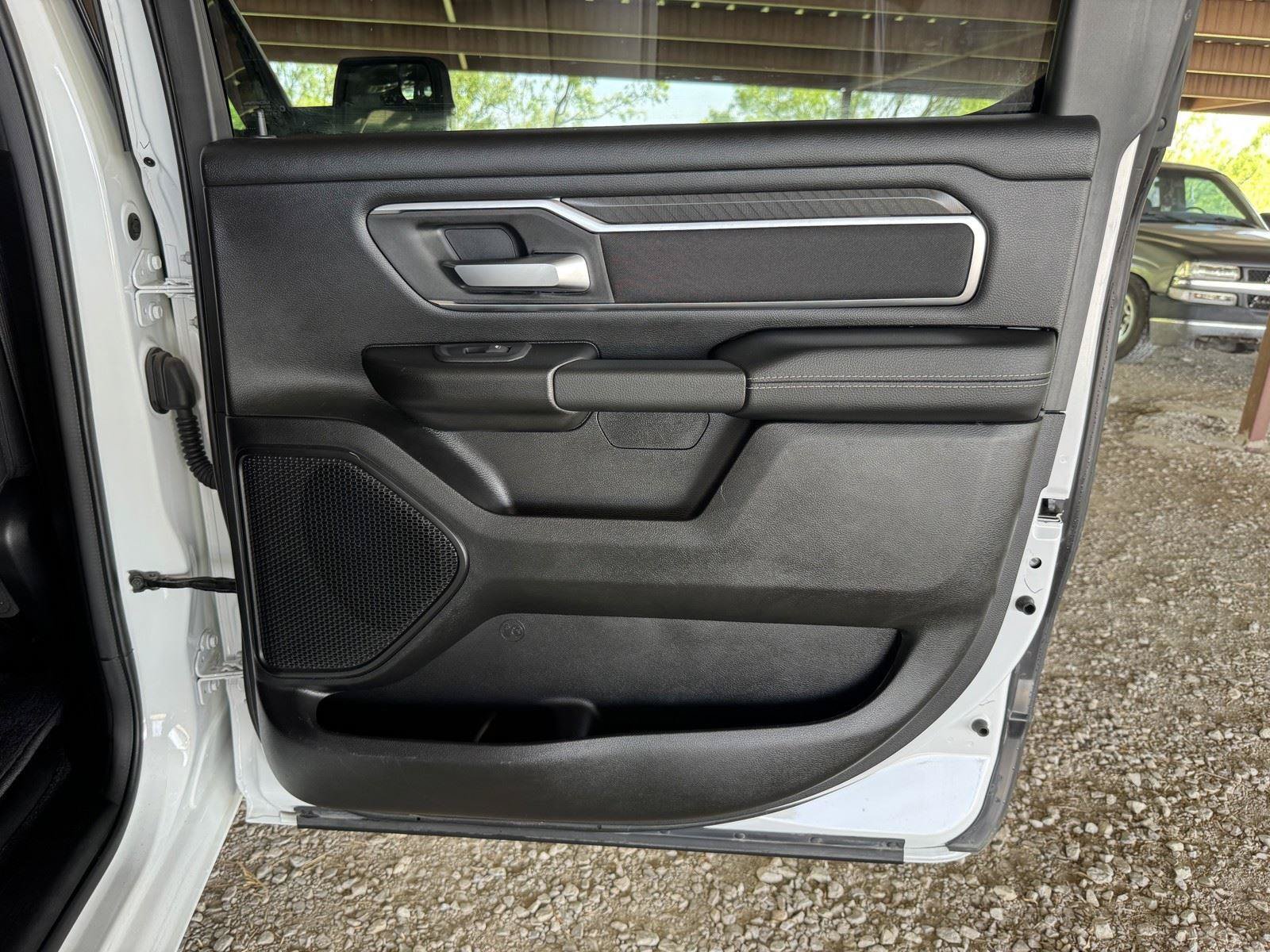 Used 2025 RAM 1500 Big Horn AWD/4WD image 37