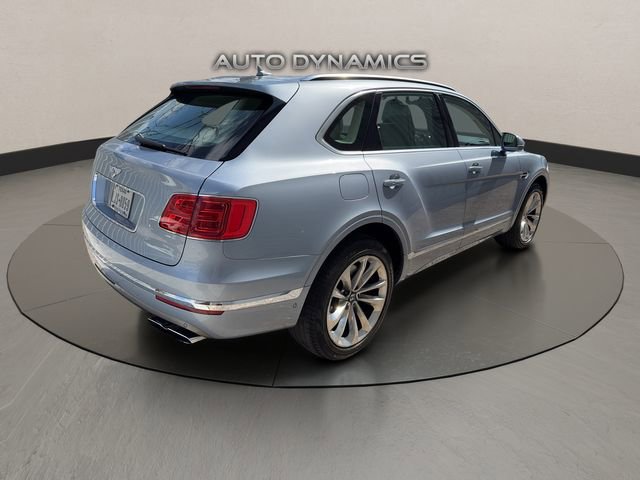 Used 2019 Bentley Bentayga image 4