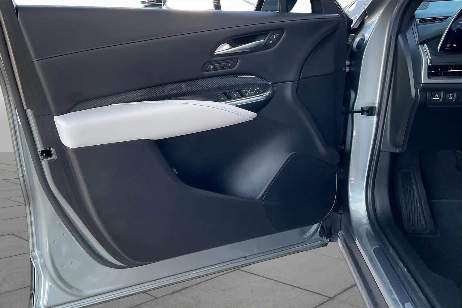 Used 2024 Cadillac XT4 Sport FWD image 22