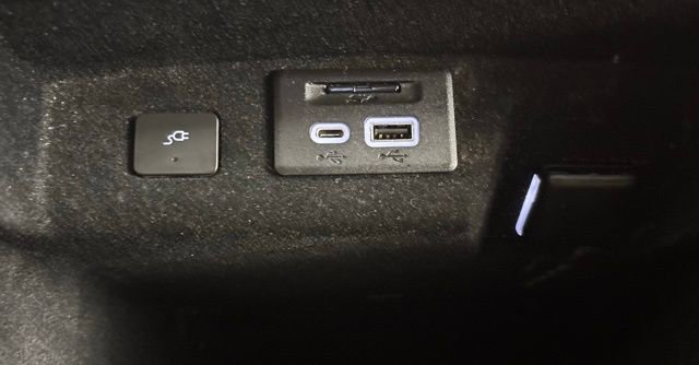 Used 2021 Cadillac Escalade Sport image 39