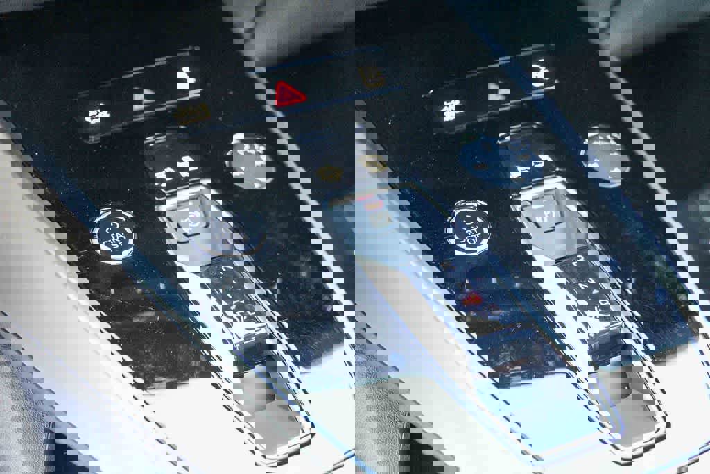 Used 2023 Audi Q4 e-tron Premium Plus w/ Premium Plus image 20