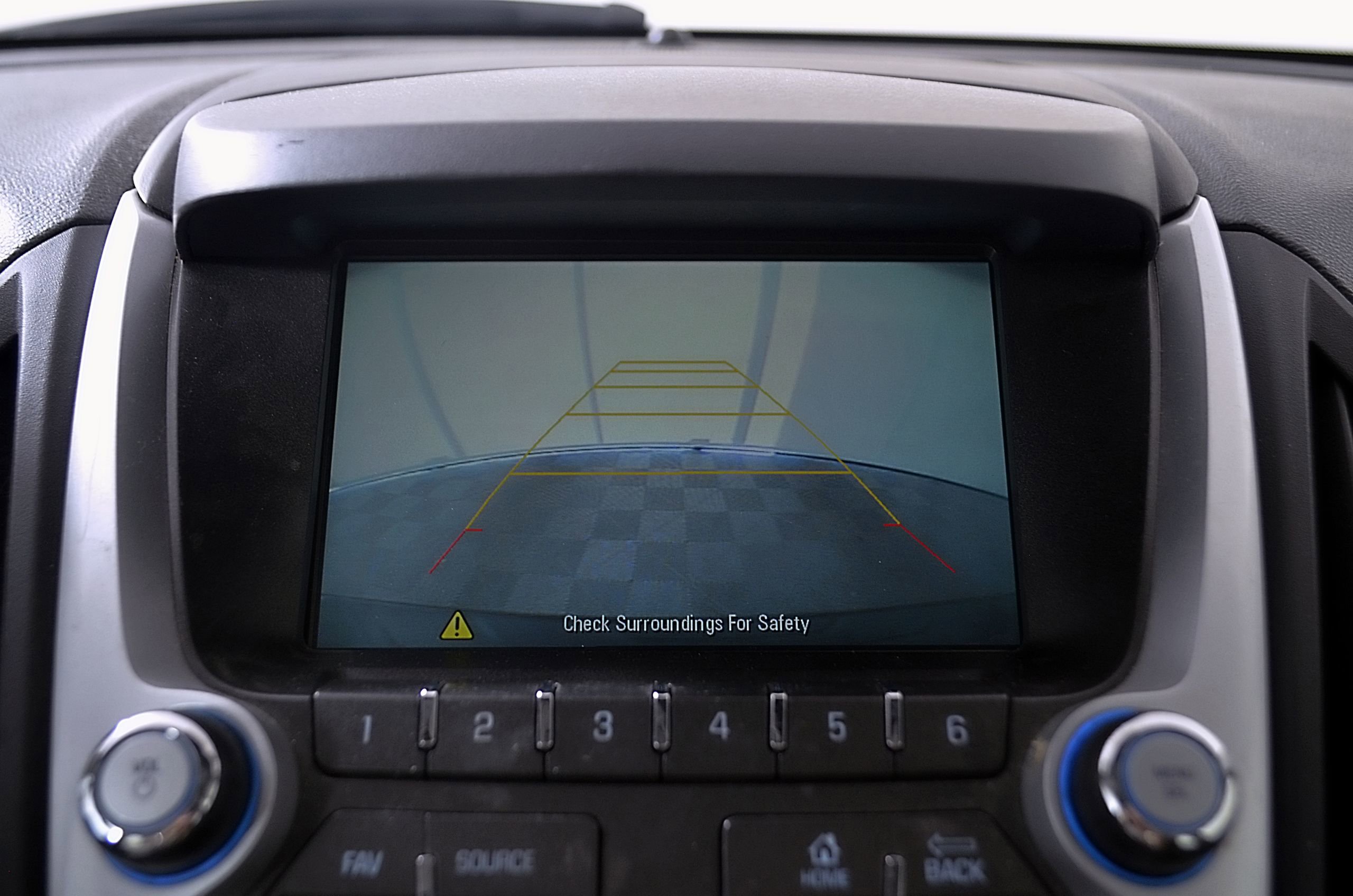 Used 2017 Chevrolet Equinox LS FWD image 28