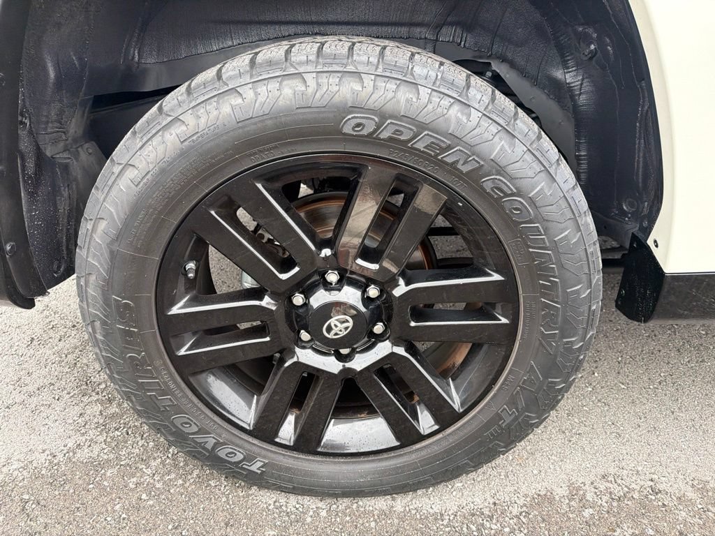 Used 2021 Toyota 4Runner Nightshade AWD/4WD image 13