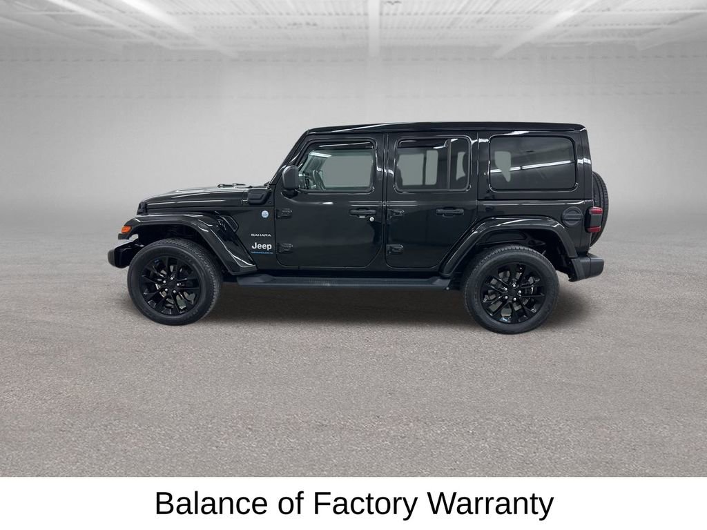 Used 2023 Jeep Wrangler Unlimited Sahara w/ Cold Weather Group image 9