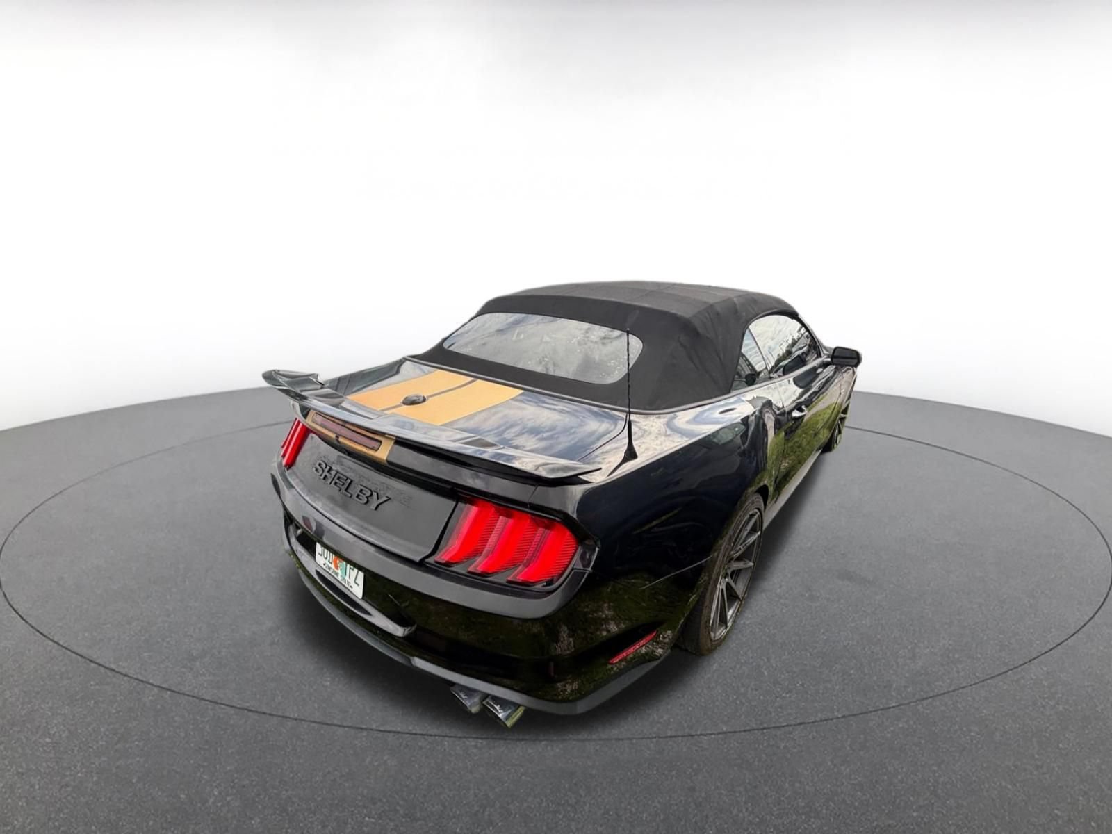 Used 2022 Ford Mustang GT Premium w/ GT Performance Package RWD image 7