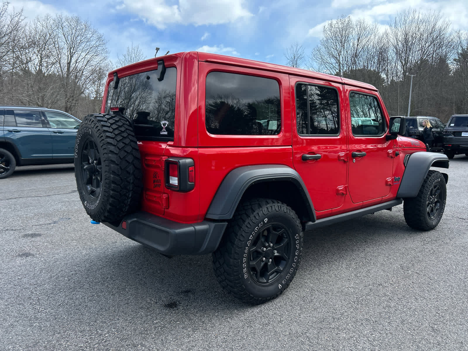 Used 2023 Jeep Wrangler Unlimited w/ Cold Weather Group image 5