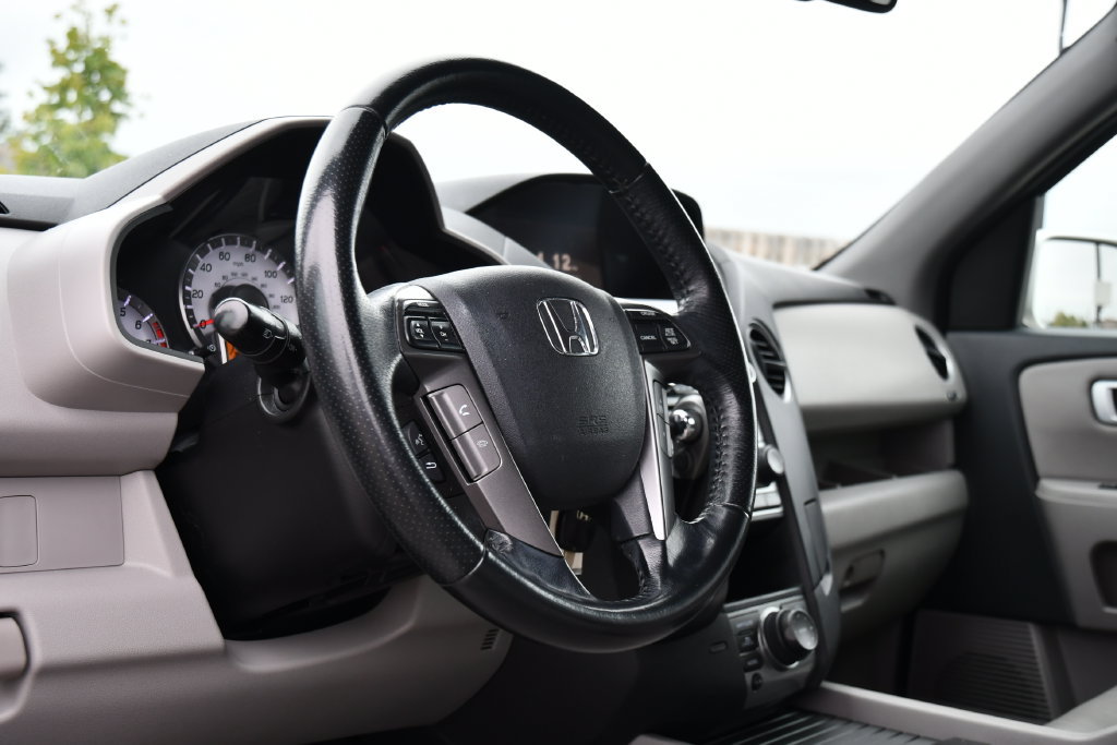 Used 2014 Honda Pilot Touring image 15