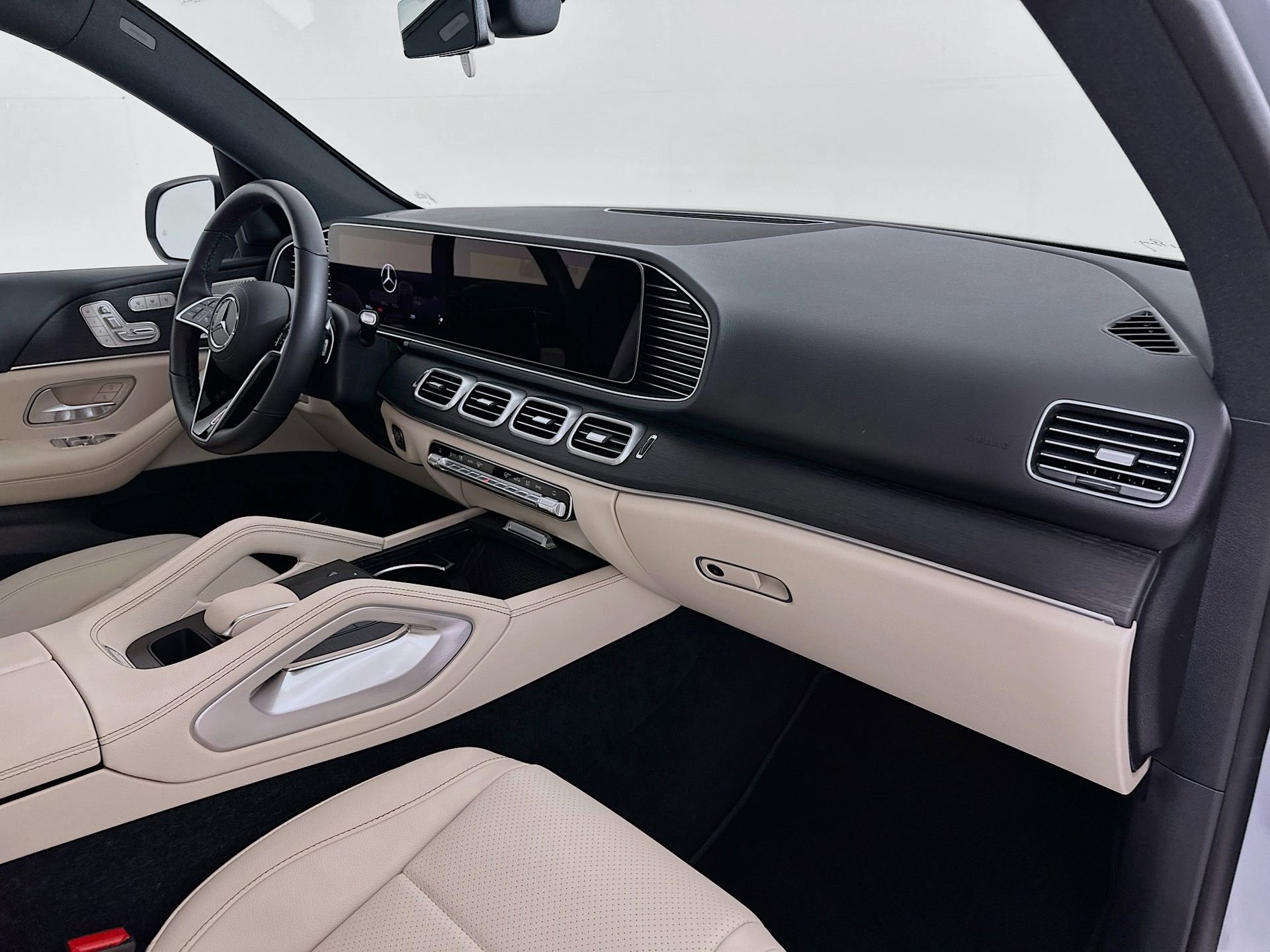 Used 2026 Mercedes-Benz GLE 350 4MATIC image 31
