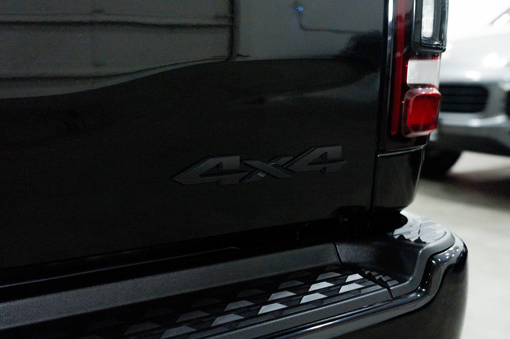 Used 2020 RAM 3500 Limited AWD/4WD image 12