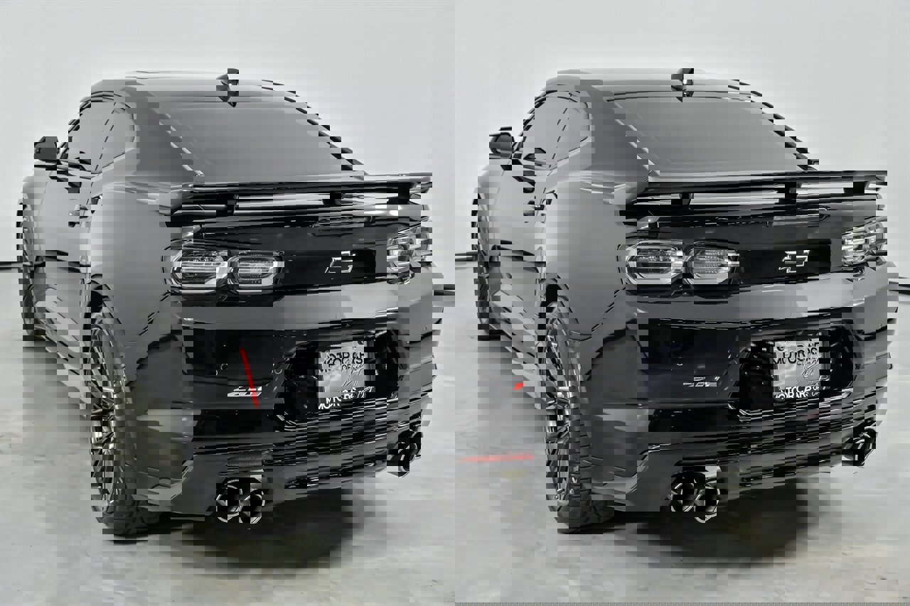 Used 2019 Chevrolet Camaro ZL1 image 10