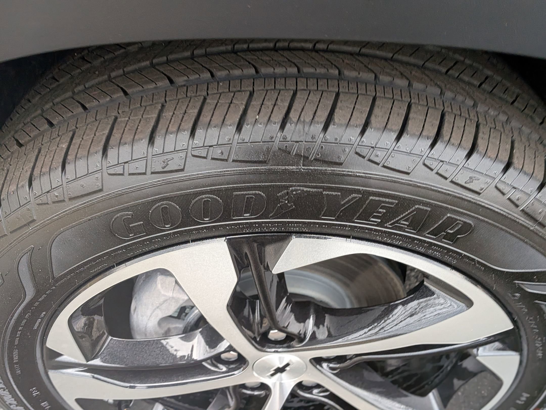 New 2026 Chevrolet Trax RS w/ Sunroof Package image 12