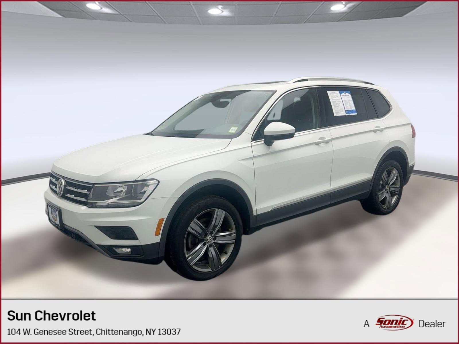 Used 2020 Volkswagen Tiguan SEL image 1