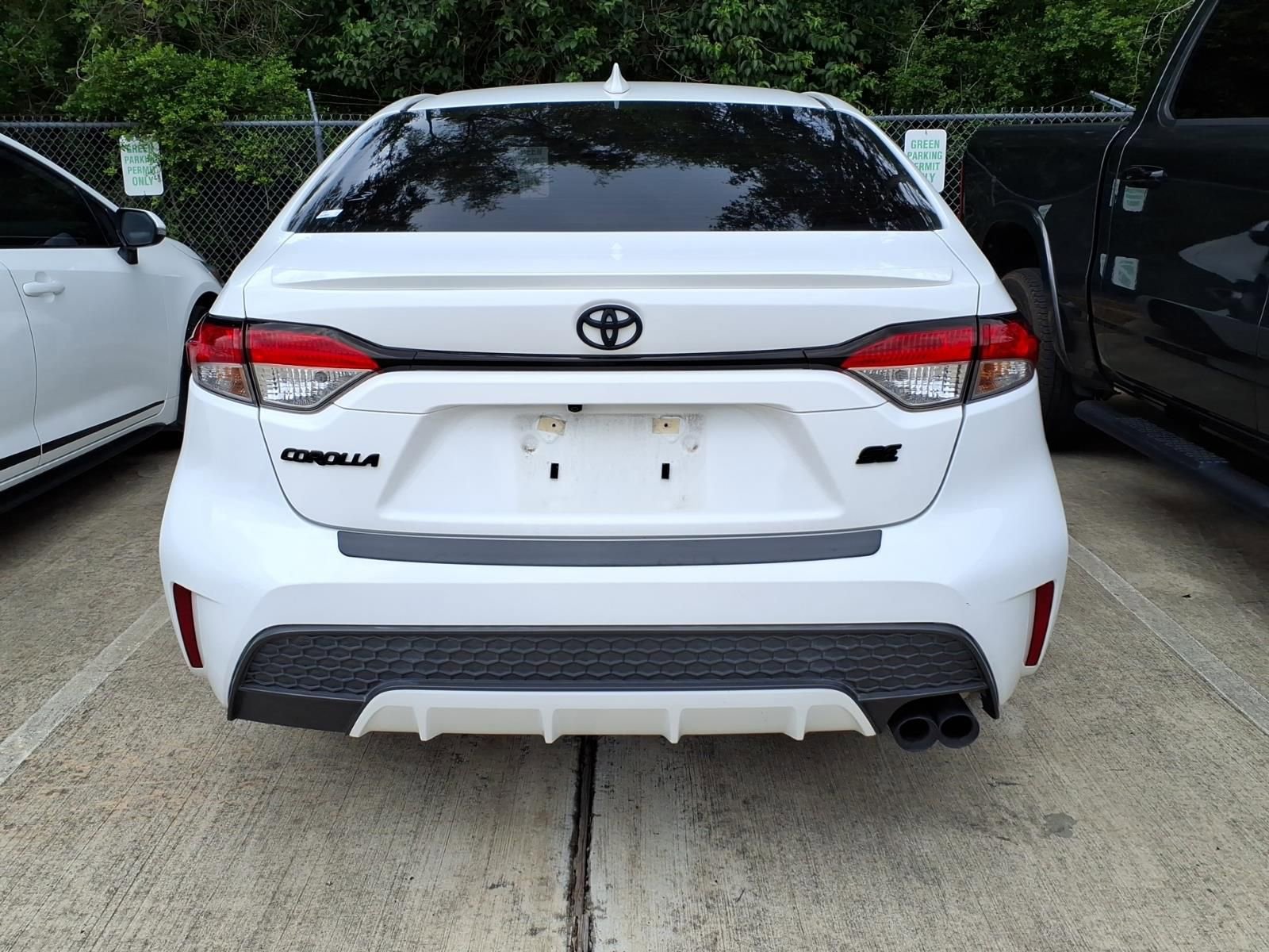 Used 2022 Toyota Corolla SE FWD image 8
