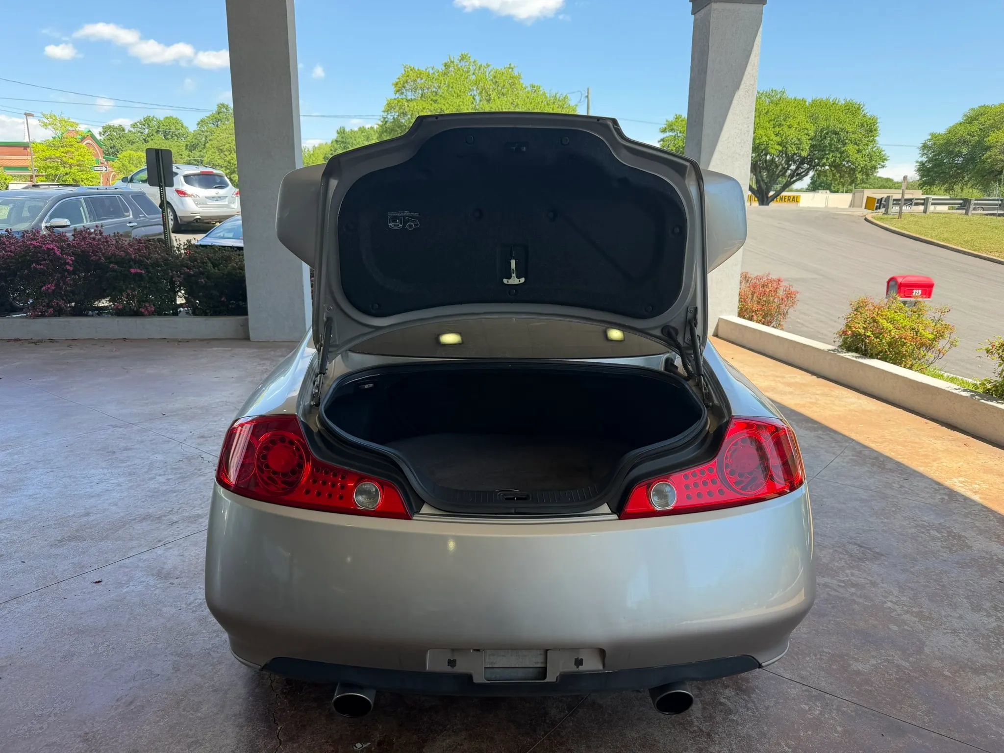 Used 2005 INFINITI G35 Coupe w/ (P01) Premium Pkg image 19