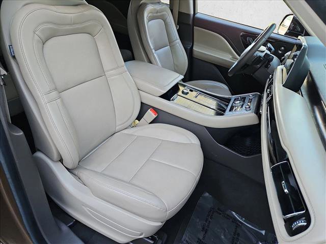 Used 2022 Lincoln Aviator Reserve RWD image 23