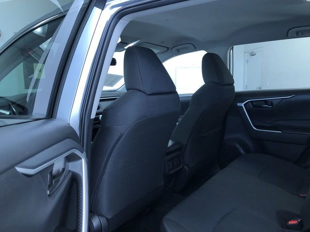 Certified 2025 Toyota RAV4 LE image 19