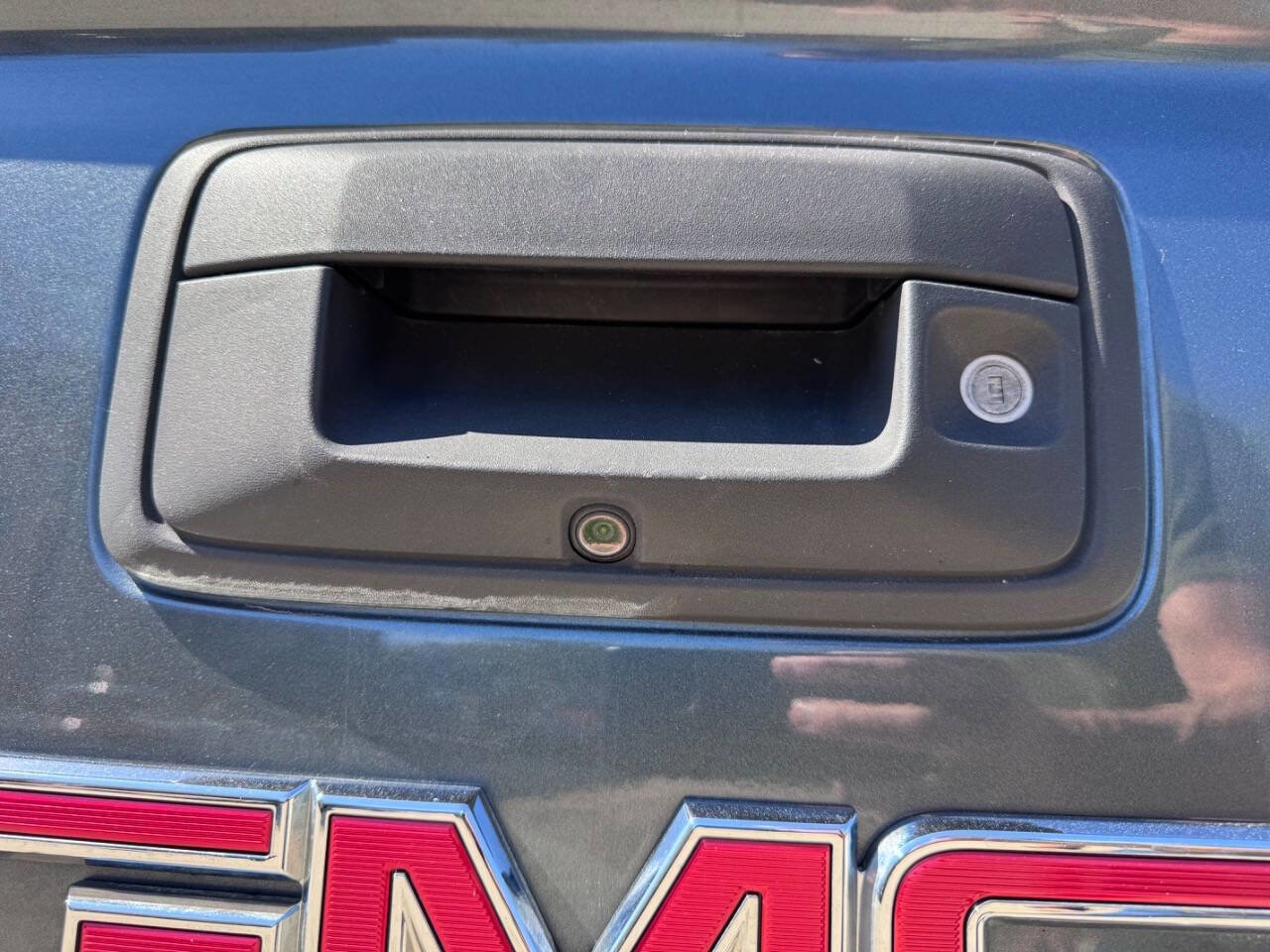 Used 2015 GMC Canyon SLT w/ Driver Alert Package image 11