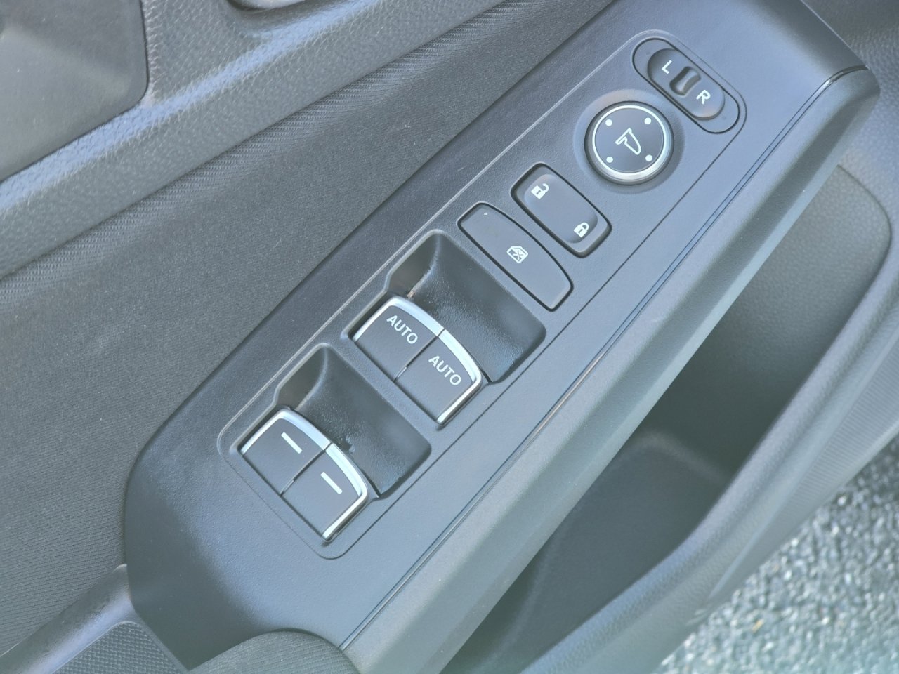 Certified 2024 Honda Civic Sport image 25