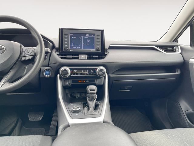 Used 2022 Toyota RAV4 XLE image 11