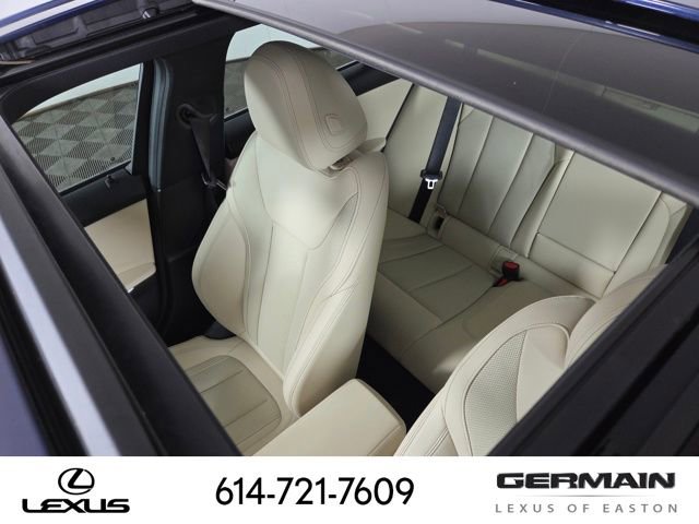 Used 2023 BMW 330e xDrive 330e xDrive w/ M Sport Package image 33