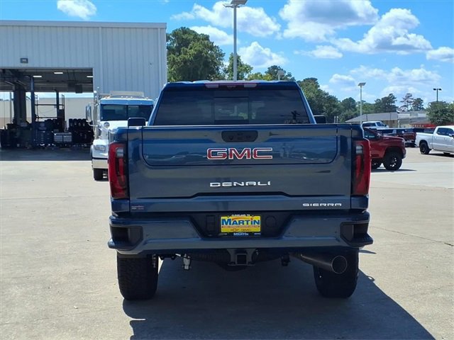 New 2026 GMC Sierra 2500 Denali w/ Denali Reserve Package image 8