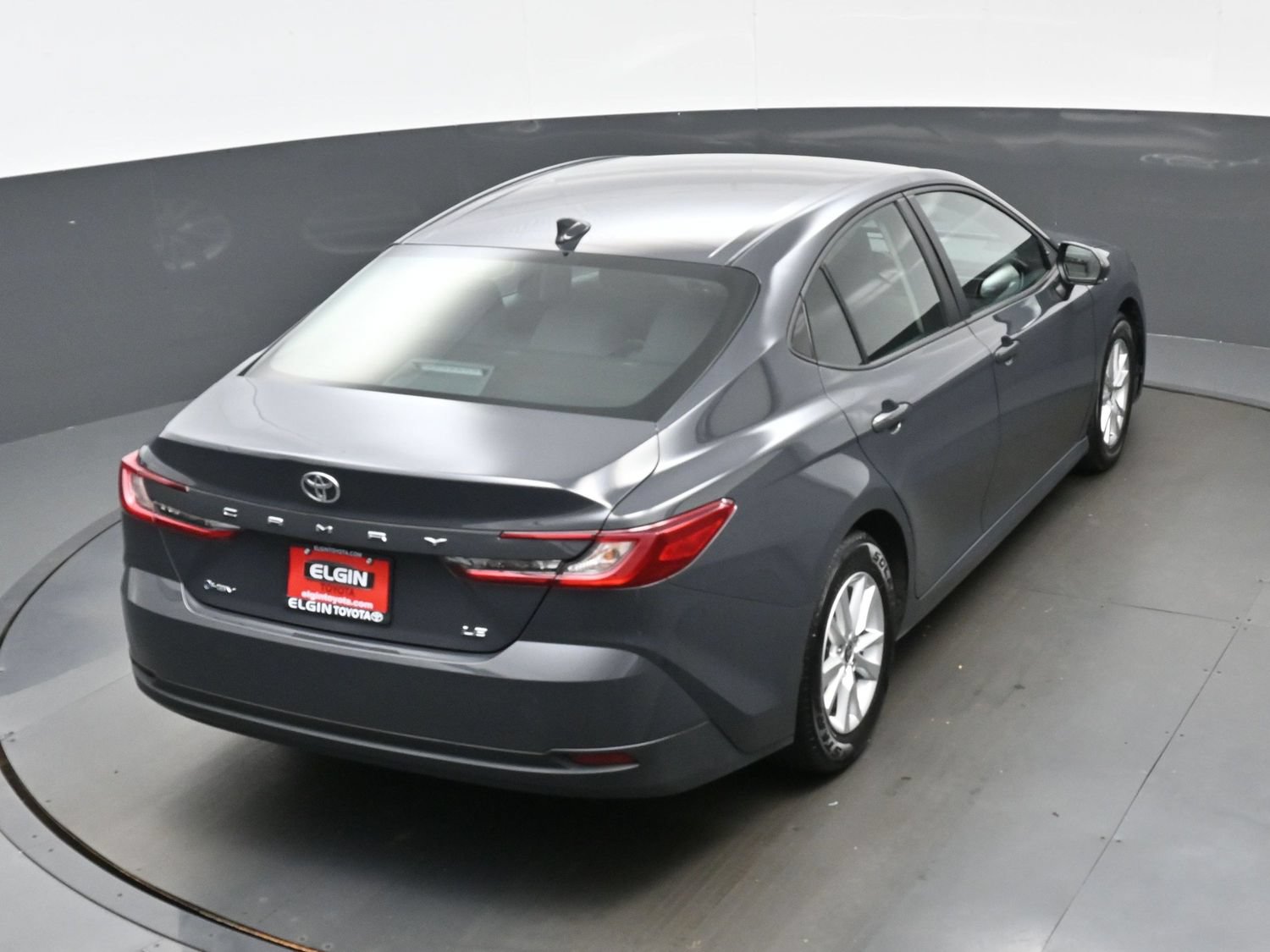 Used 2025 Toyota Camry LE FWD image 40