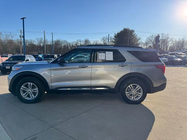 Certified 2023 Ford Explorer XLT w/ Equipment Group 202A image 5