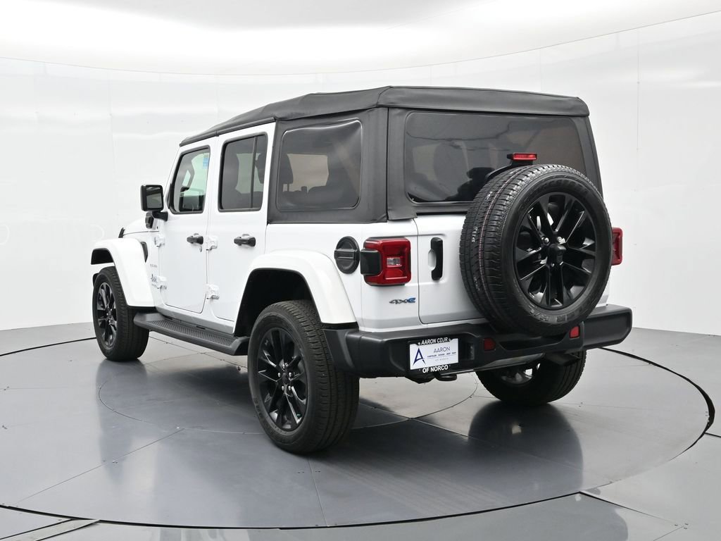 Used 2021 Jeep Wrangler Unlimited Sahara w/ Cold Weather Group image 8