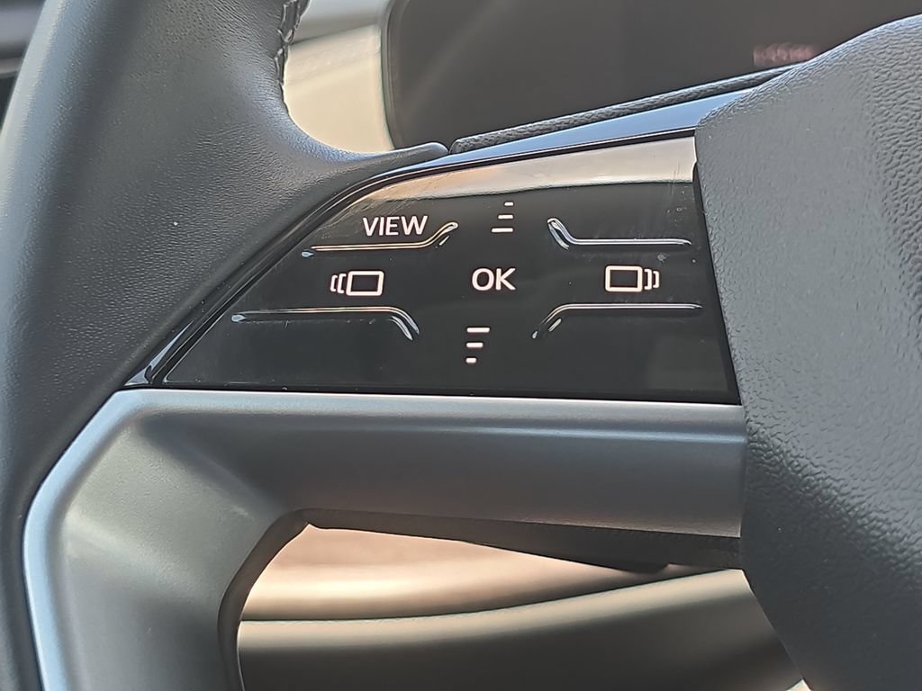 Certified 2025 Audi Q5 Premium w/ Convenience Package AWD/4WD image 12
