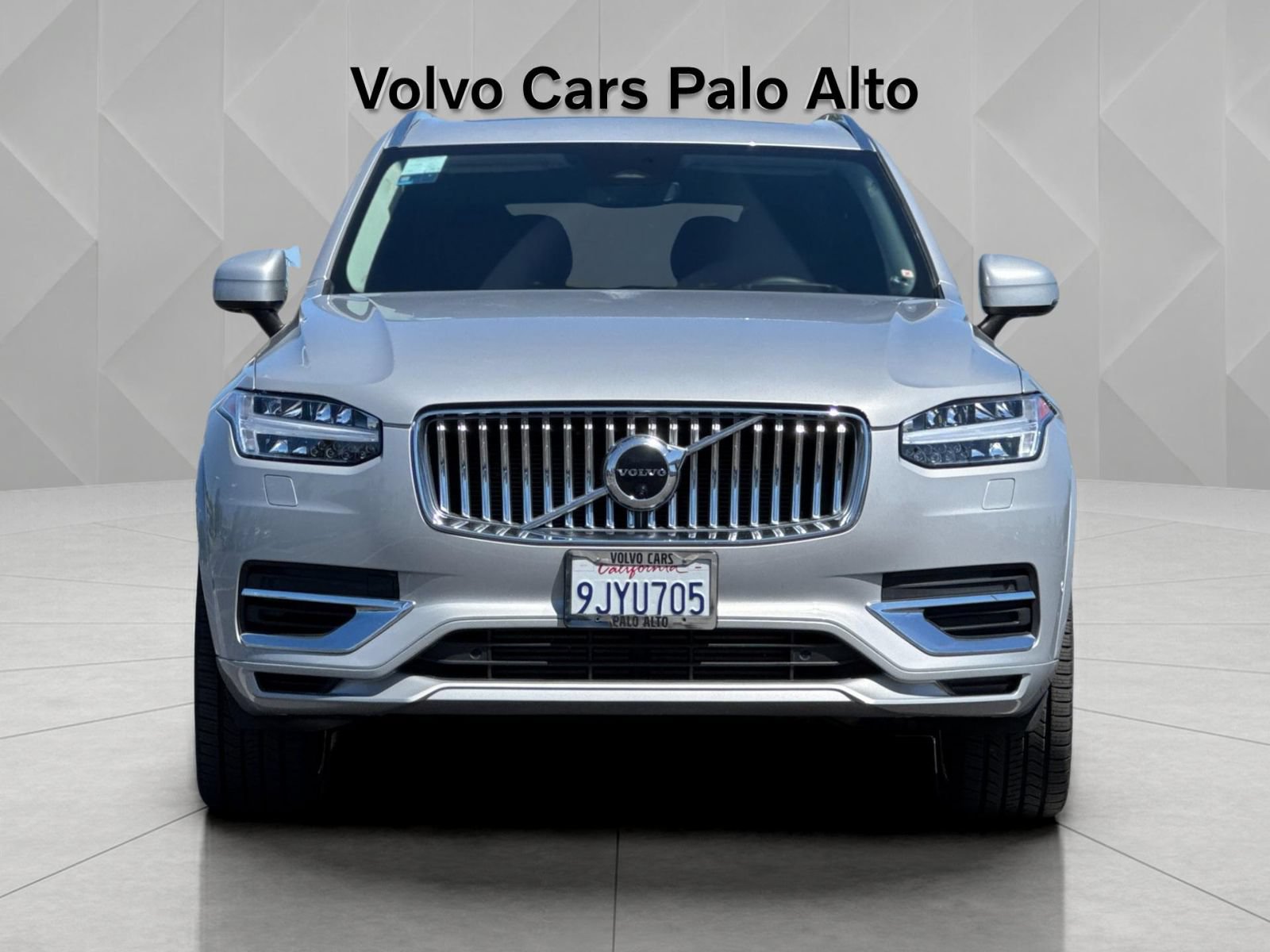 Certified 2023 Volvo XC90 T8 Ultimate AWD/4WD image 15